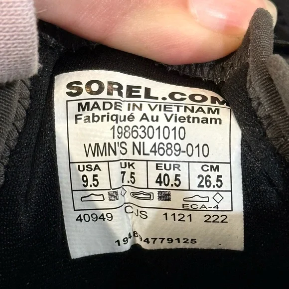 Women’s SOREL Kinetic Breakthru Day Lace Up sneakers- Black/white. Size 9.5 - Picture 10 of 10